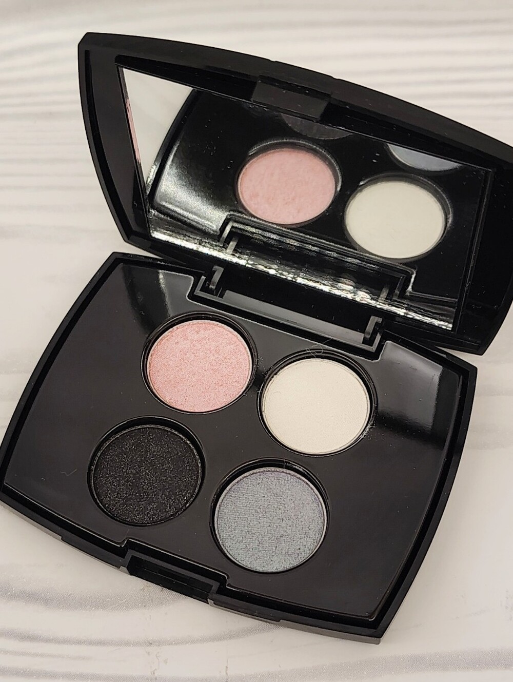 Lancome Eyeshadow Quad Palette - Pink, White, Black, Silver
